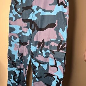Women's Camouflage Cargo Jeans - Blue and Gray
